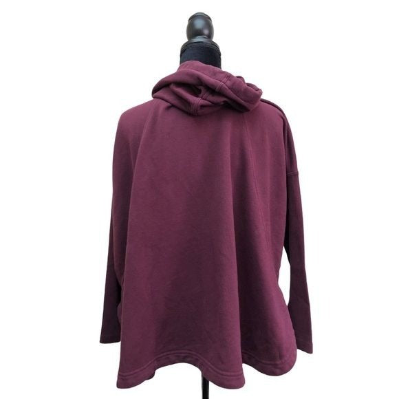 Puma Evo Hooded Cape Sweater with Zipper Pocket | Small