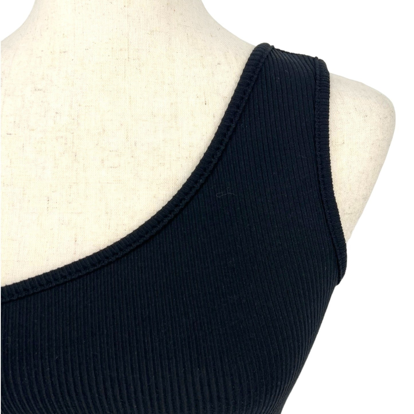 NWT Glosse One Shoulder Ribbed Crop Top | Large