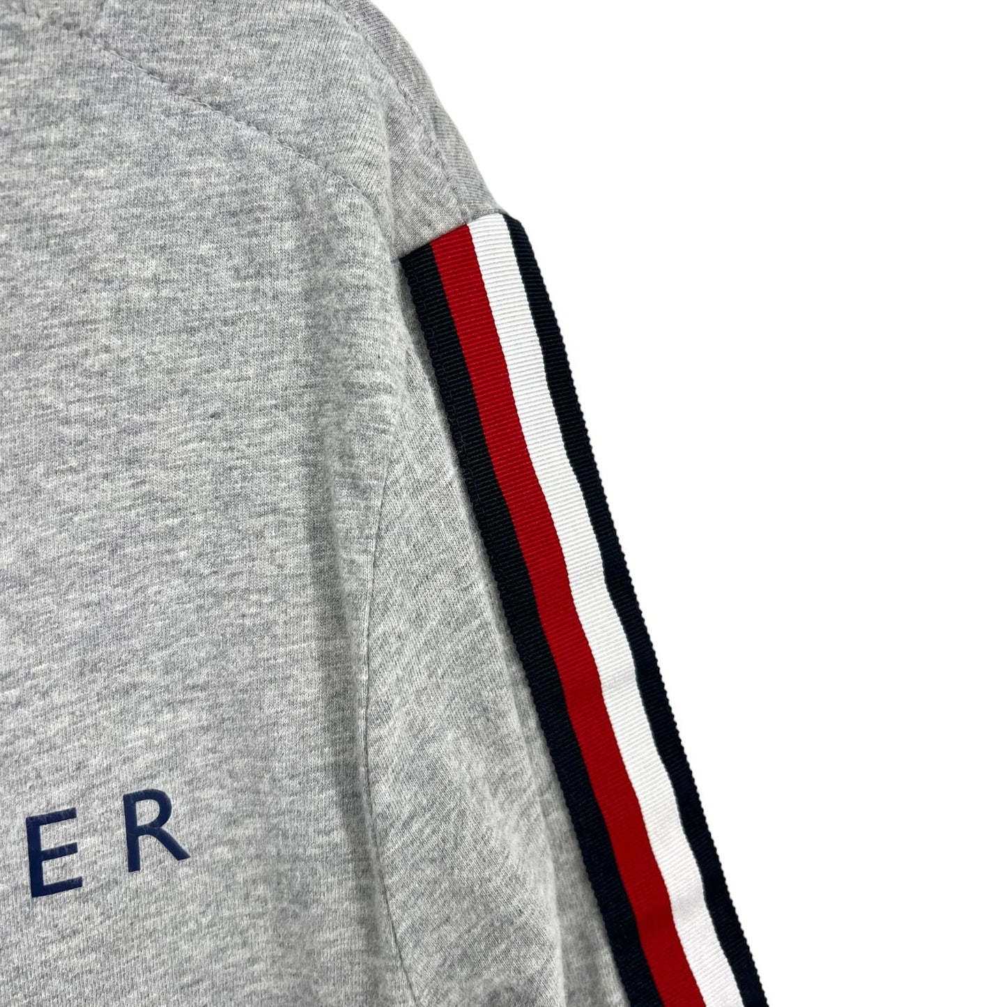 Tommy Hilfiger Adaptive Long Sleeve Tee w/ Magnetic Buttons at Shoulder | Medium