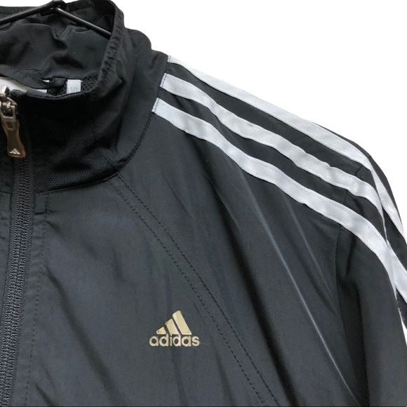 Adidas 3 Stripes Climaproof 365 Pointed Cuff Windbreaker Jacket | Medium